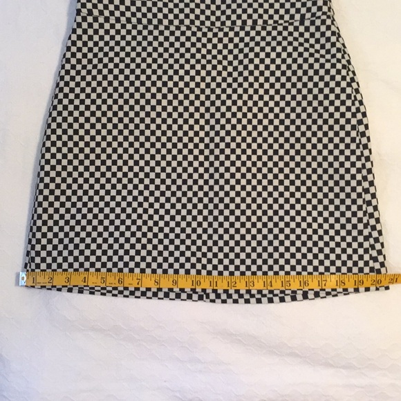 ZARA WOMAN BLACK & WHITE CHECKERED SKIRT - Picture 7 of 7